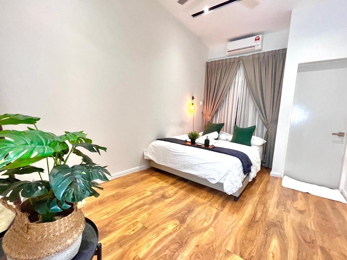 Rumah percutian Luxury 2-storey Terrace House Near Ioi Mall Putrajaya